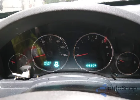 2010 Jeep Liberty Limited z USA, uszkodzony, nr VIN 1J4PN5GK5AW170495